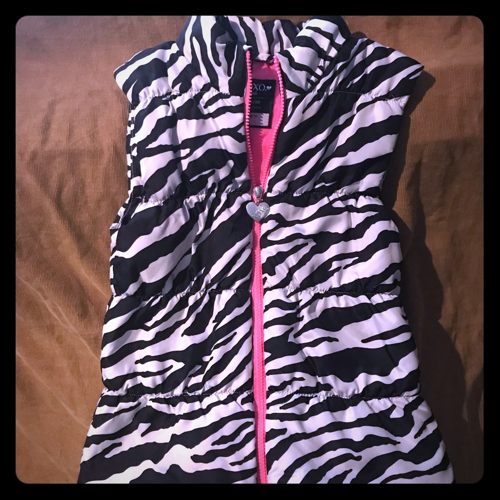 Zebra print puffy vest like new pink lining